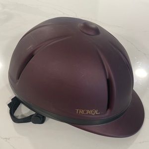 Troxel riding Helmet- Ladies Med 56-58cm Burgundy